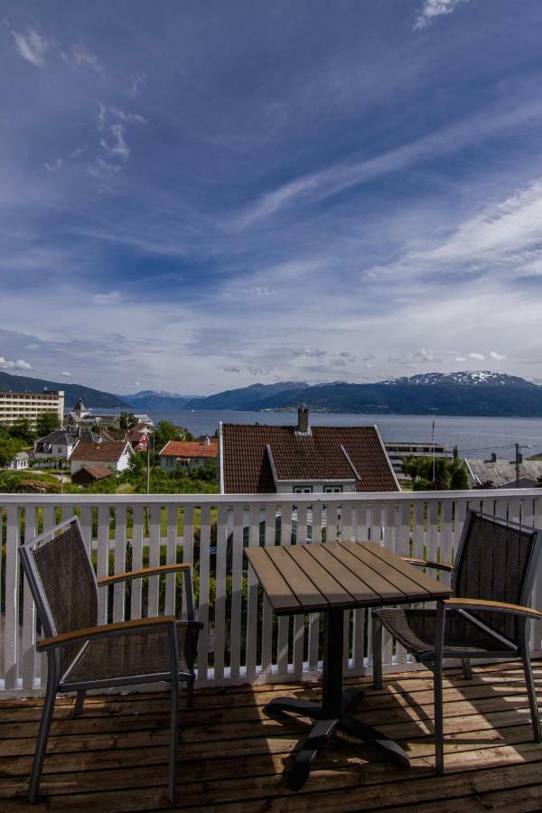 Kringsja Hotel Balestrand Exterior foto
